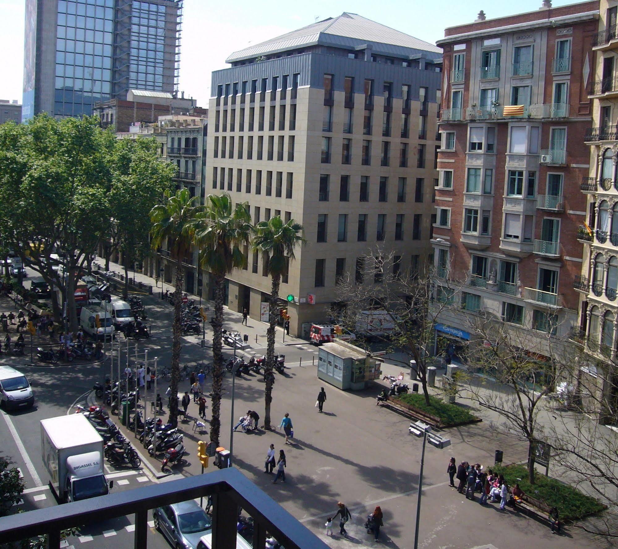 Numa Barcelona Brio Aparthotel Buitenkant foto