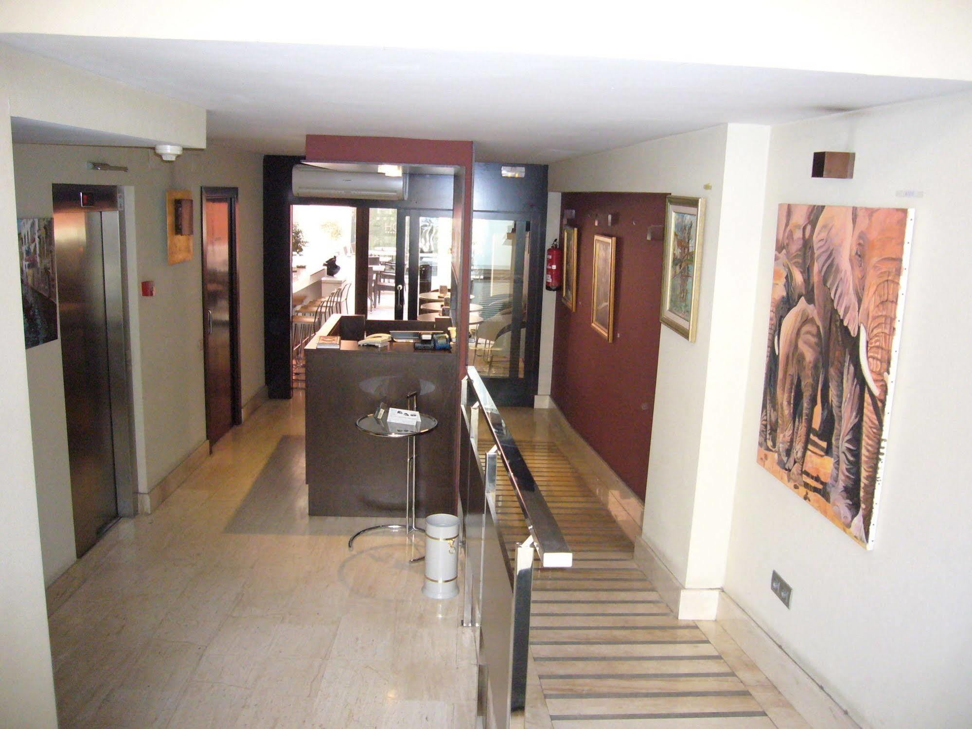 Numa Barcelona Brio Aparthotel Buitenkant foto