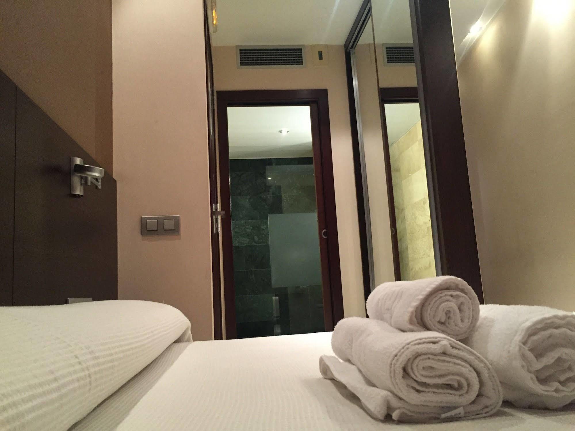 Numa Barcelona Brio Aparthotel Buitenkant foto