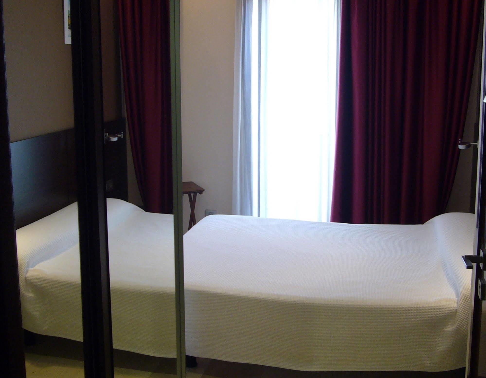 Numa Barcelona Brio Aparthotel Buitenkant foto